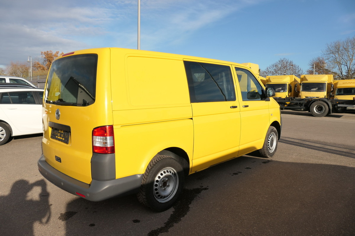VW T5 Transporter 2.0 TDI PARKTRONIK EURO-5 2xSCHIE - Malá dodávka: obrázek 4 VW T5 Transporter 2.0 TDI PARKTRONIK EURO-5 2xSCHIE - Malá dodávka: obrázek 4