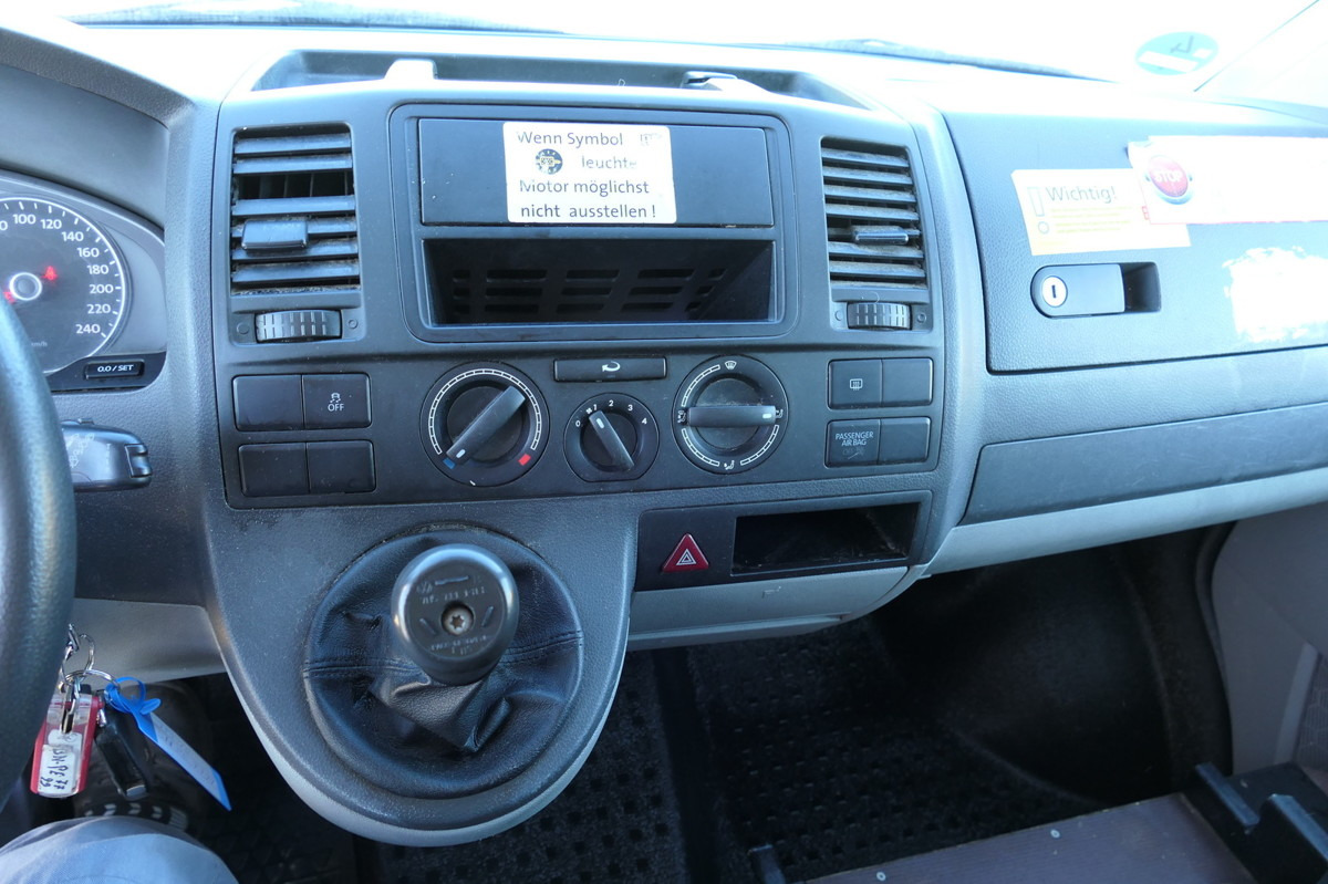 Malá dodávka VW T5 Transporter 2.0 TDI PARKTRONIK EURO-5 2xSCHIE: obrázek 12