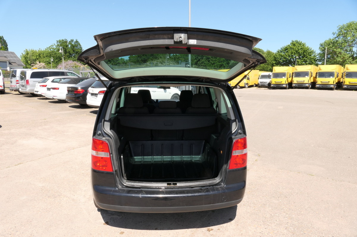VW Touran Trendline - Osobní auto: obrázek 5 VW Touran Trendline - Osobní auto: obrázek 5