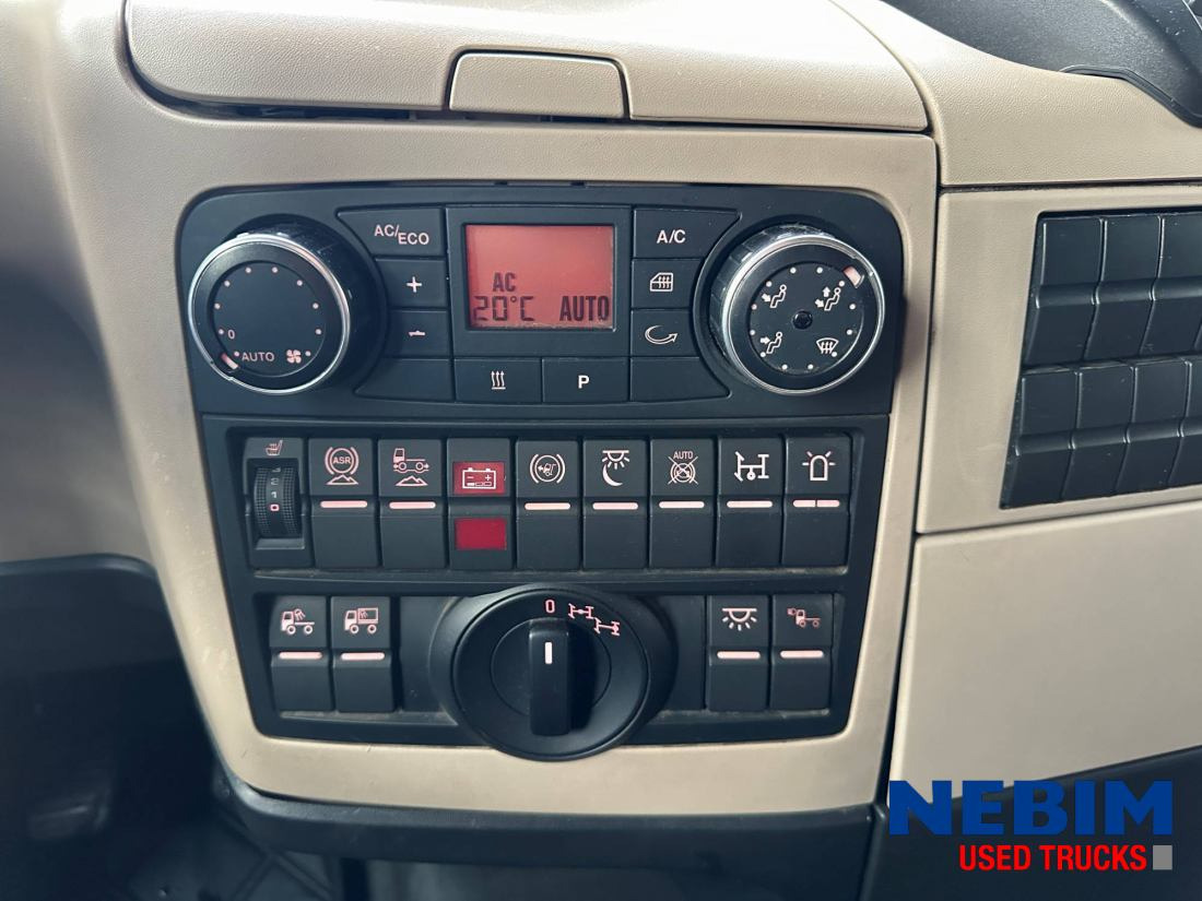 Tahač MAN TGX 18.460 4x4 Hydro drive: obrázek 8