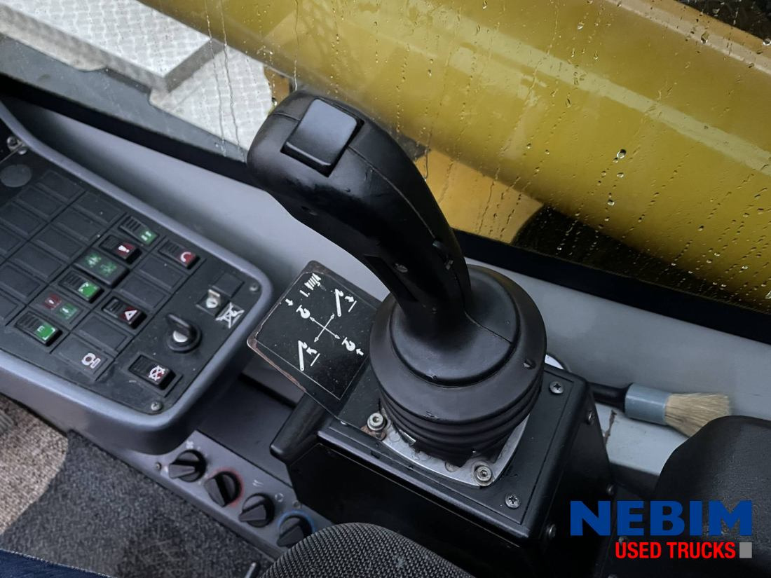 Volvo FM 400 8X4 - Faun Tadano HK40-Only TO BE Viewed BY Appointment - Auto s hydraulickou rukou: obrázek 5 Volvo FM 400 8X4 - Faun Tadano HK40-Only TO BE Viewed BY Appointment - Auto s hydraulickou rukou: obrázek 5