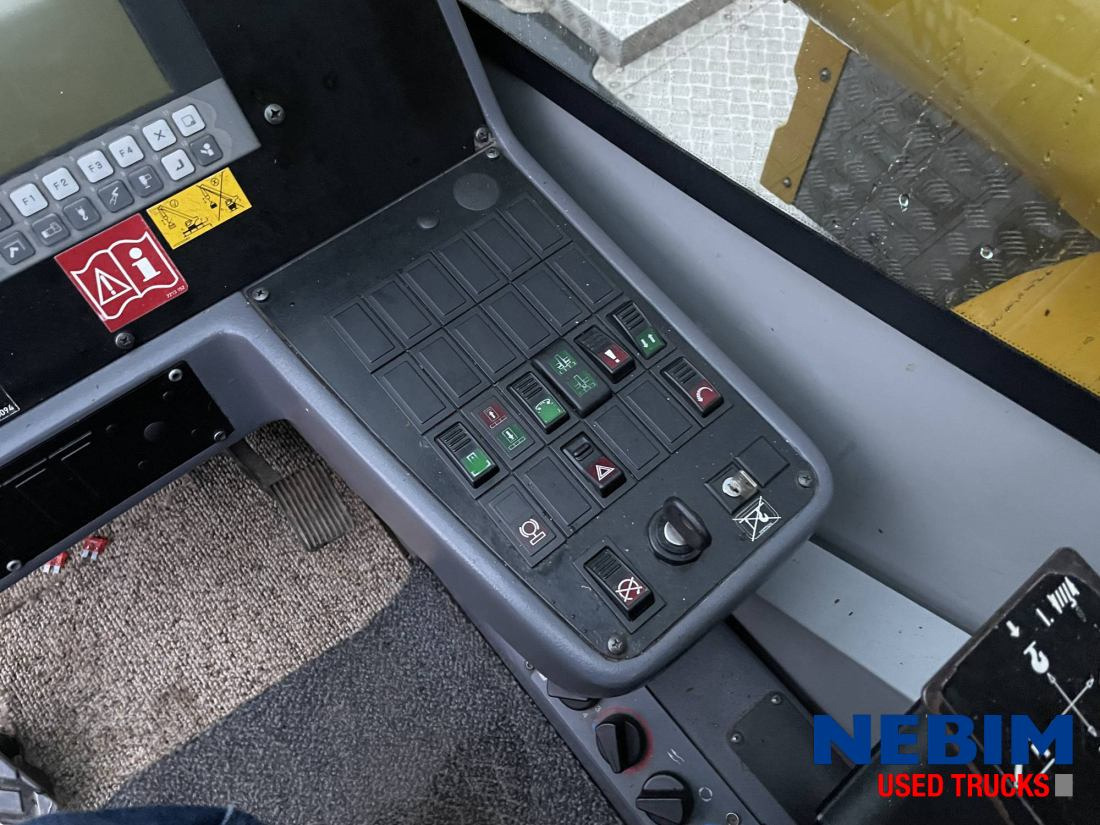 Volvo FM 400 8X4 - Faun Tadano HK40-Only TO BE Viewed BY Appointment - Auto s hydraulickou rukou: obrázek 4 Volvo FM 400 8X4 - Faun Tadano HK40-Only TO BE Viewed BY Appointment - Auto s hydraulickou rukou: obrázek 4