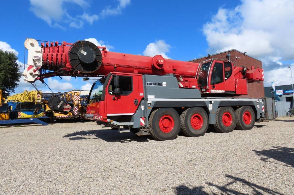 Liebherr LTM 1070-4.2 - Univerzální autojeřáb: obrázek 1 Liebherr LTM 1070-4.2 - Univerzální autojeřáb: obrázek 1