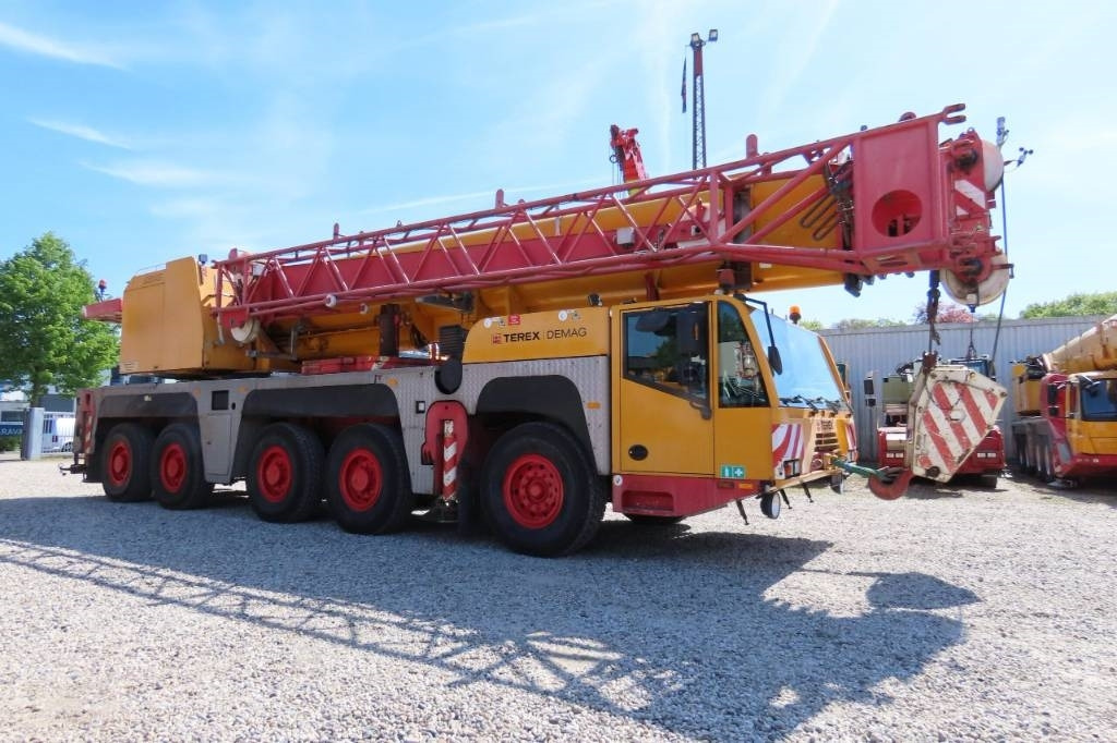 Terex-Demag AC 140 - Univerzální autojeřáb: obrázek 2 Terex-Demag AC 140 - Univerzální autojeřáb: obrázek 2