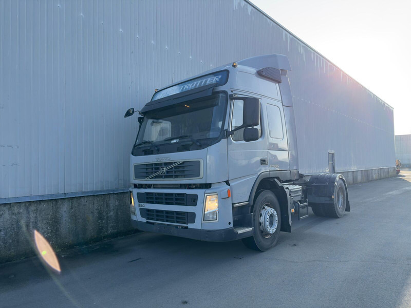 Volvo fm 330 - Tahač: obrázek 1 Volvo fm 330 - Tahač: obrázek 1