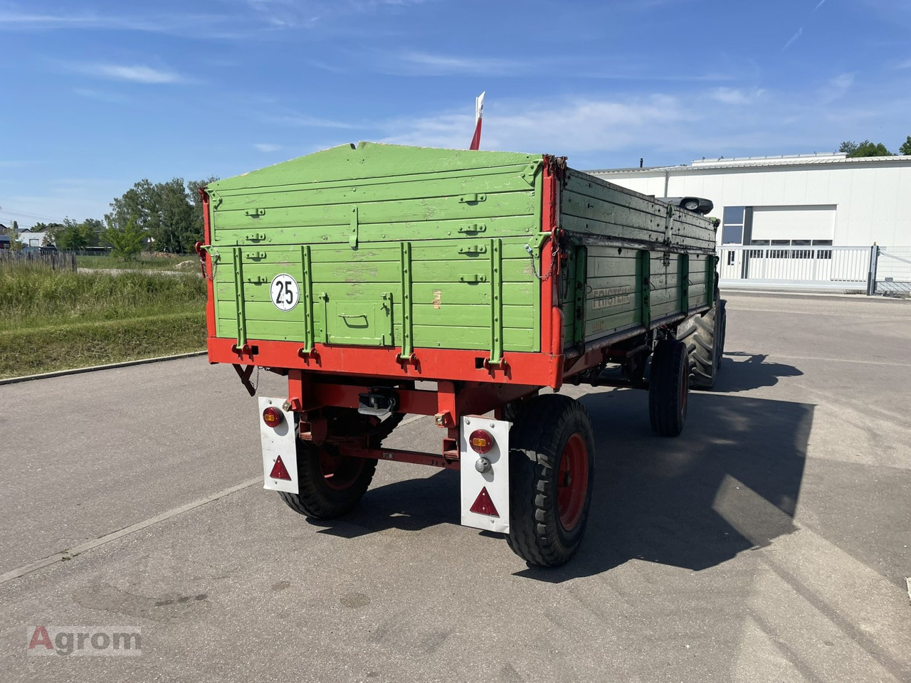 Fristein DK 55 - Zemědělský sklápěcí přívěs: obrázek 4 Fristein DK 55 - Zemědělský sklápěcí přívěs: obrázek 4