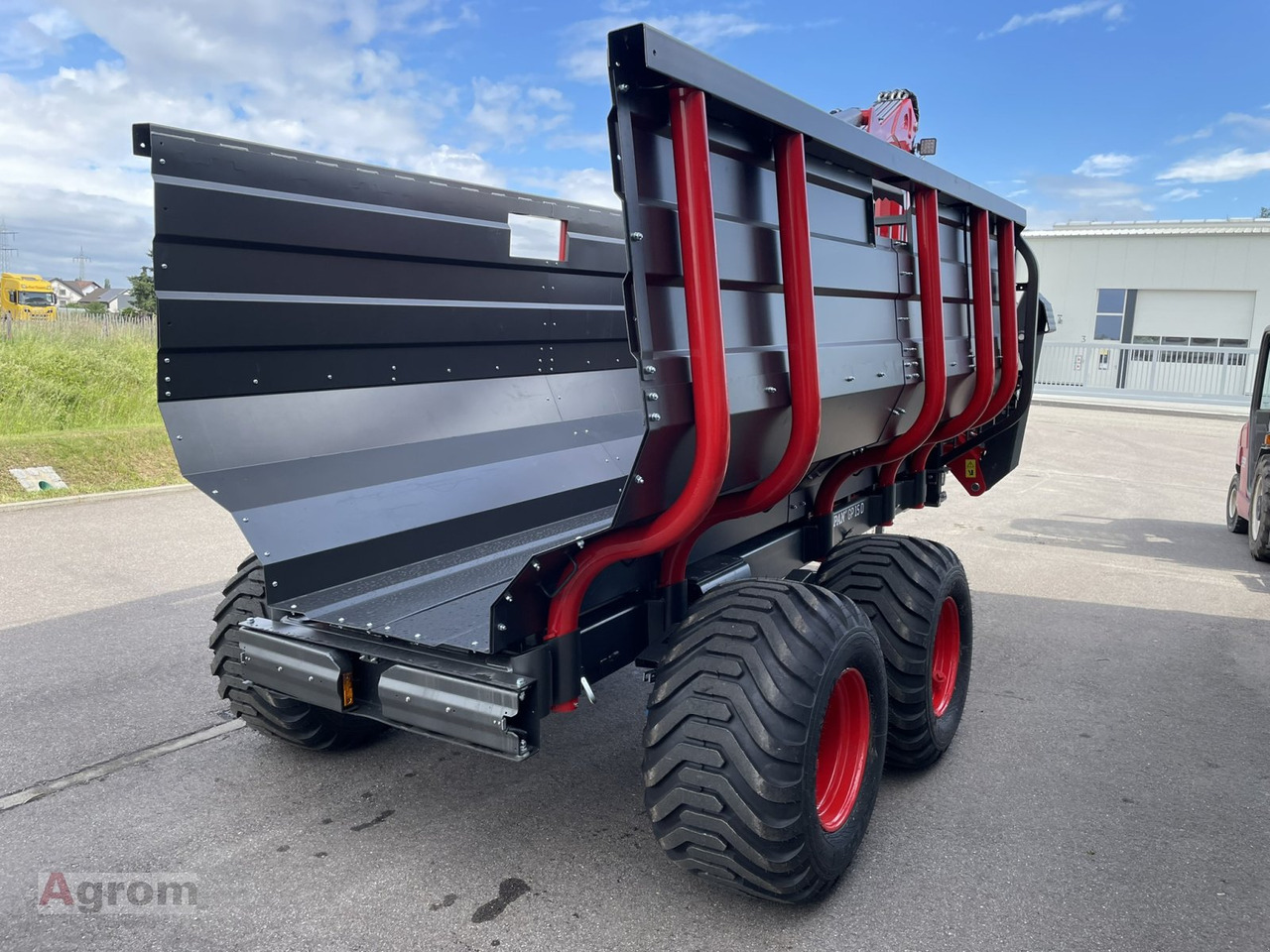 Krpan GP 15 D + Kran 7,4 K - Vyvážecí přívěs: obrázek 5 Krpan GP 15 D + Kran 7,4 K - Vyvážecí přívěs: obrázek 5