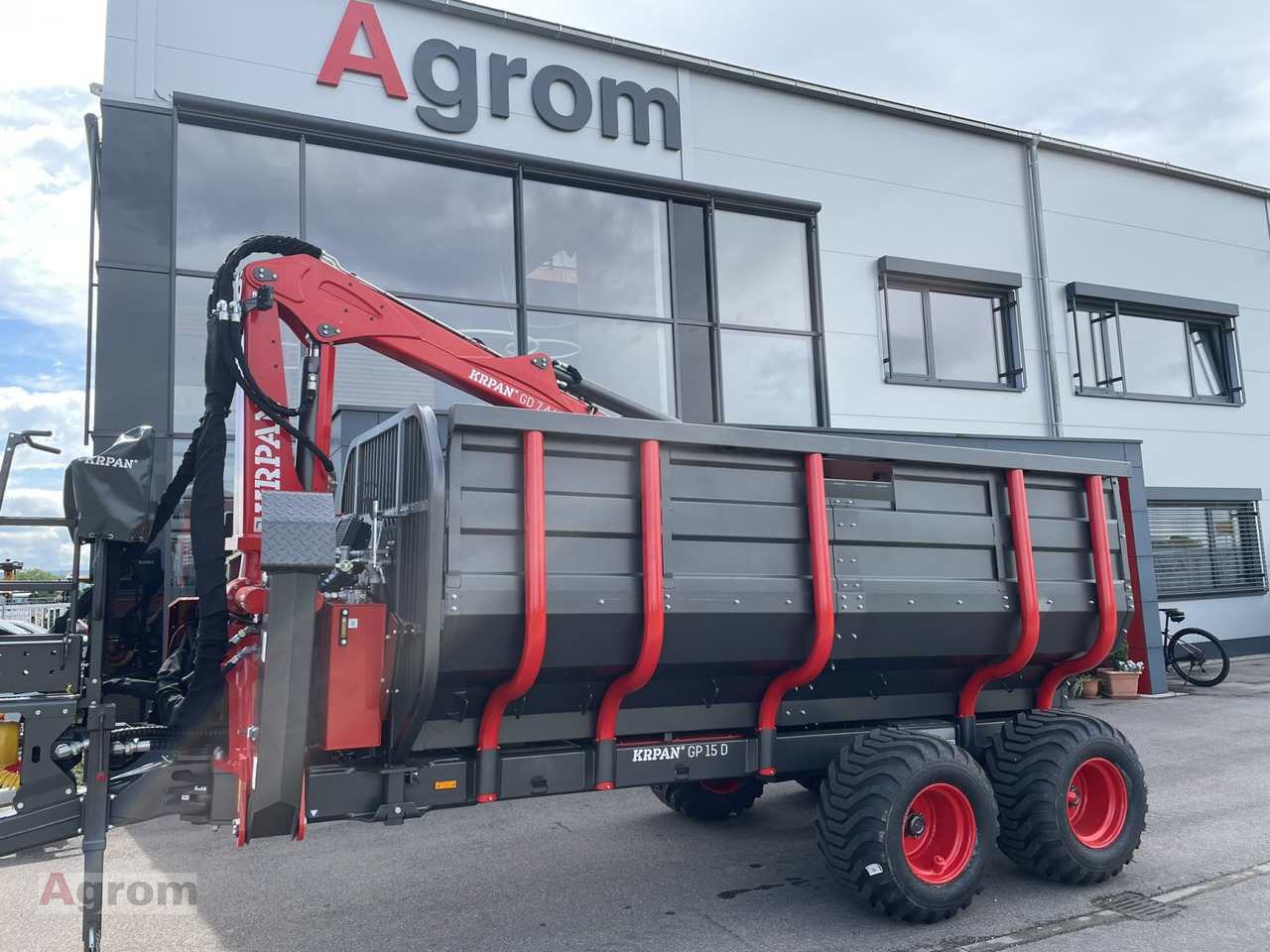 Krpan GP 15 D + Kran 7,4 K - Vyvážecí přívěs: obrázek 2 Krpan GP 15 D + Kran 7,4 K - Vyvážecí přívěs: obrázek 2