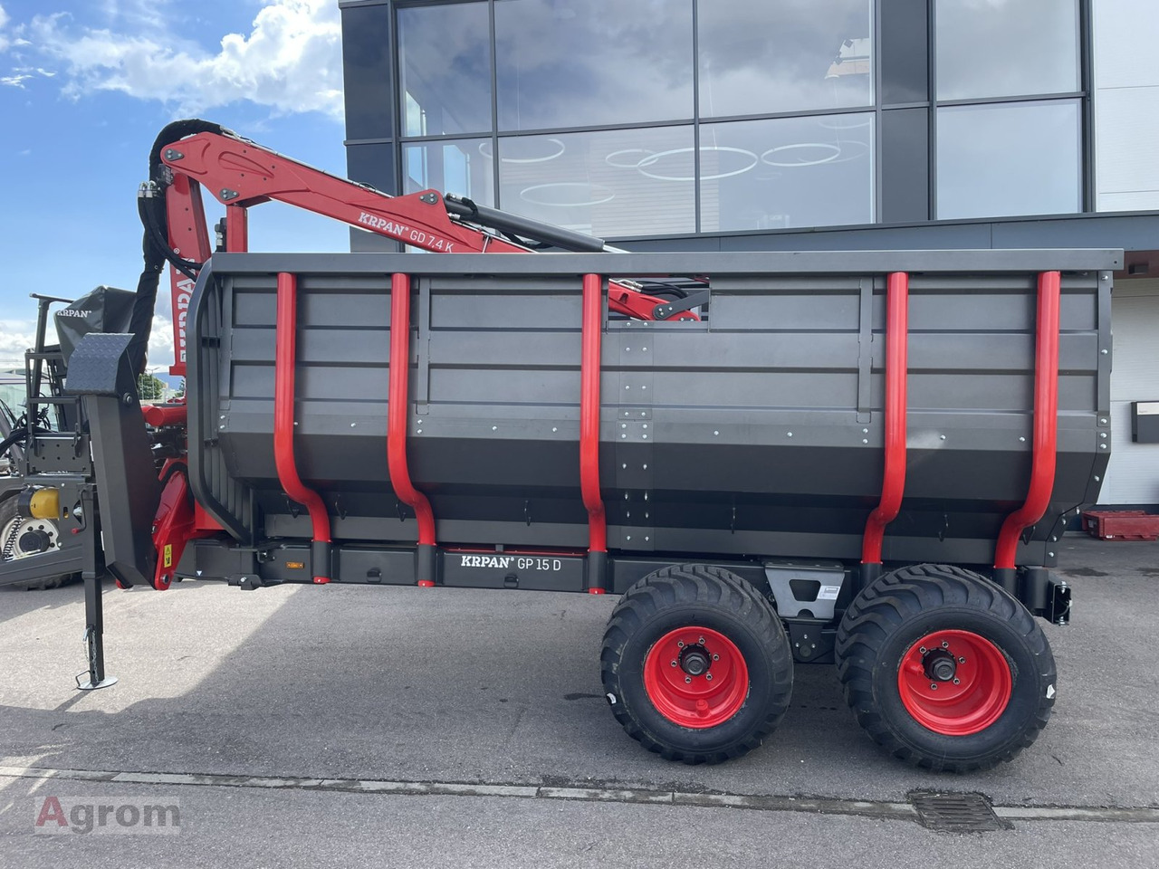 Krpan GP 15 D + Kran 7,4 K - Vyvážecí přívěs: obrázek 3 Krpan GP 15 D + Kran 7,4 K - Vyvážecí přívěs: obrázek 3