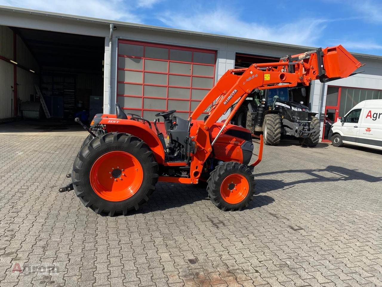 Kubota L 1501 - Traktor: obrázek 3 Kubota L 1501 - Traktor: obrázek 3