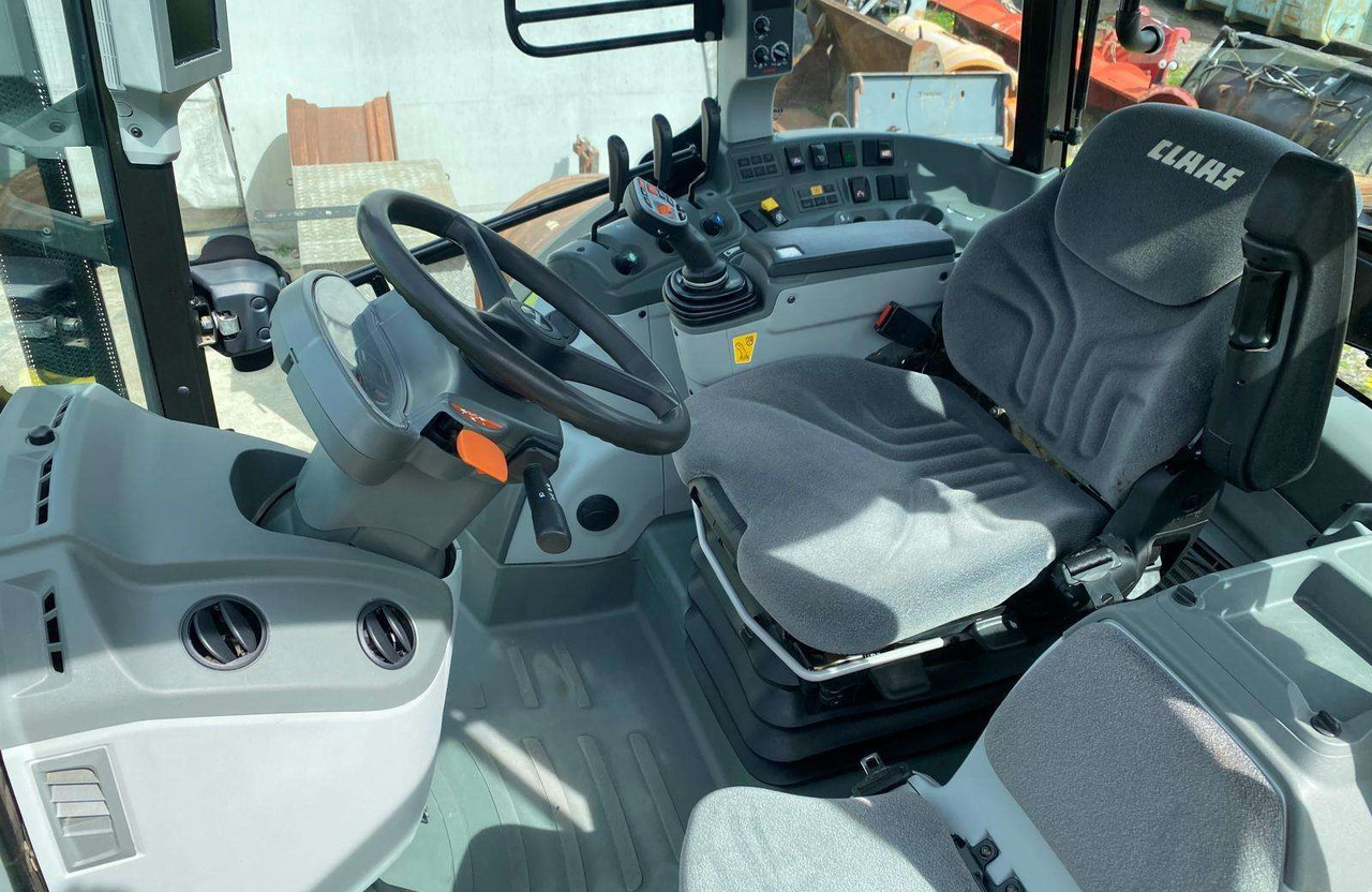 Claas Arion 440 su Claaas front.kr. - Traktor: obrázek 5 Claas Arion 440 su Claaas front.kr. - Traktor: obrázek 5