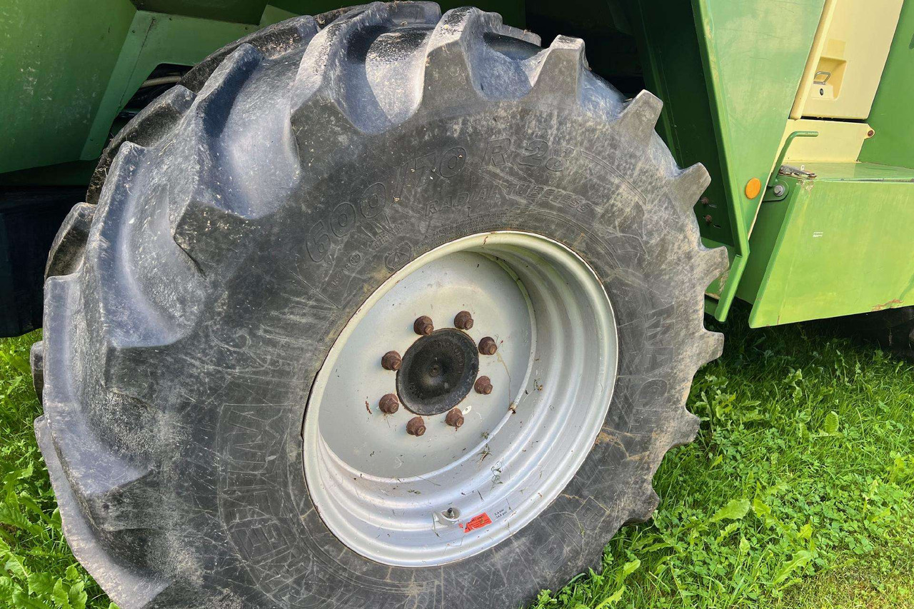 Krone BIG X650 - Sklízecí řezačka: obrázek 4 Krone BIG X650 - Sklízecí řezačka: obrázek 4