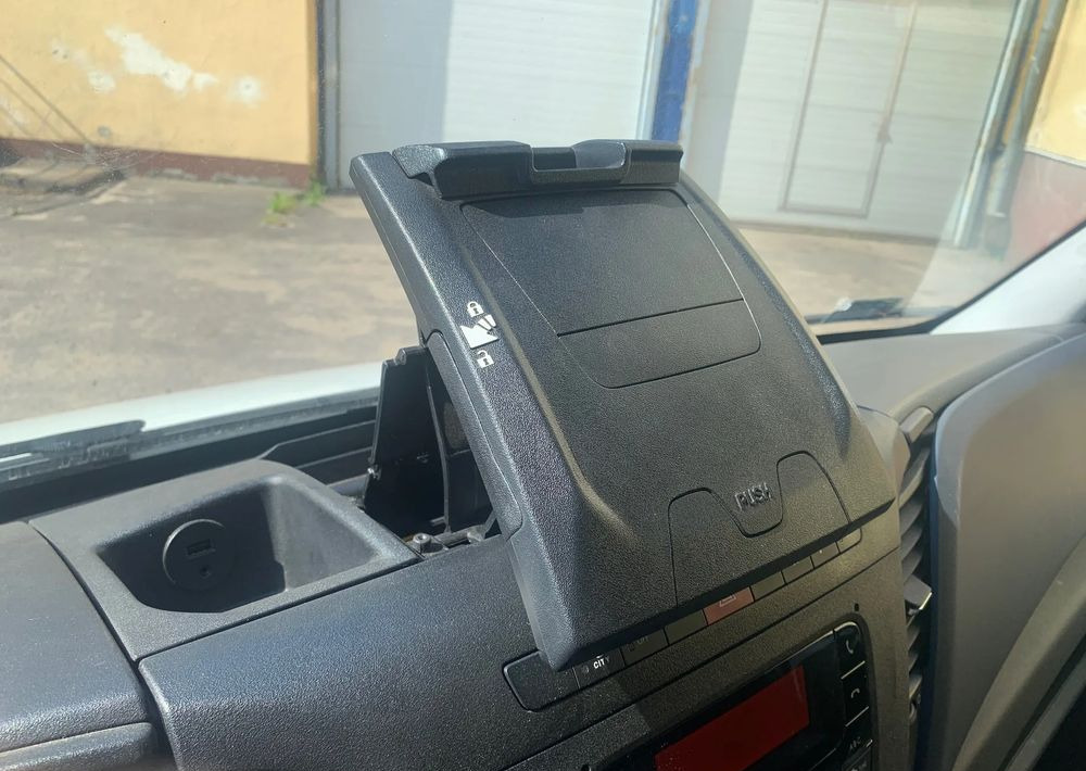Furgon Iveco DAILY: obrázek 10