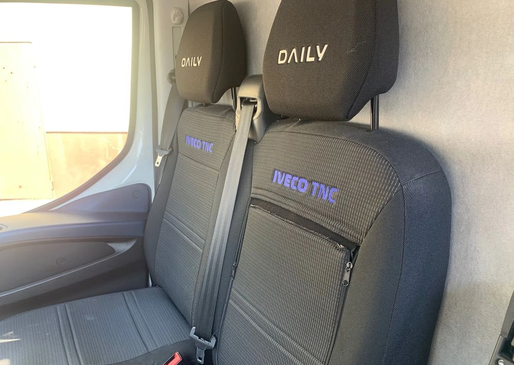 Furgon Iveco DAILY: obrázek 6