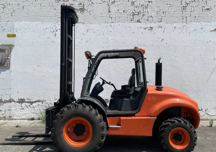 Ausa C 350 H X4 (4400 ore) - Vysokozdvižný vozík terénní: obrázek 2 Ausa C 350 H X4 (4400 ore) - Vysokozdvižný vozík terénní: obrázek 2