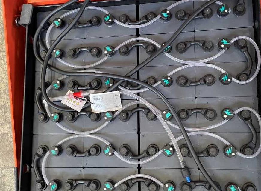 Cesab BT C4E 200 (batt. 2017) - Elektrický vysokozdvižný vozík: obrázek 4 Cesab BT C4E 200 (batt. 2017) - Elektrický vysokozdvižný vozík: obrázek 4
