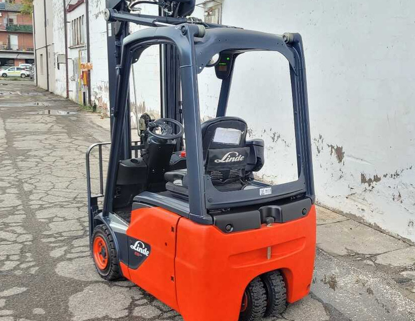 Linde E 15-02/386 (2500 ore) - Elektrický vysokozdvižný vozík: obrázek 2 Linde E 15-02/386 (2500 ore) - Elektrický vysokozdvižný vozík: obrázek 2