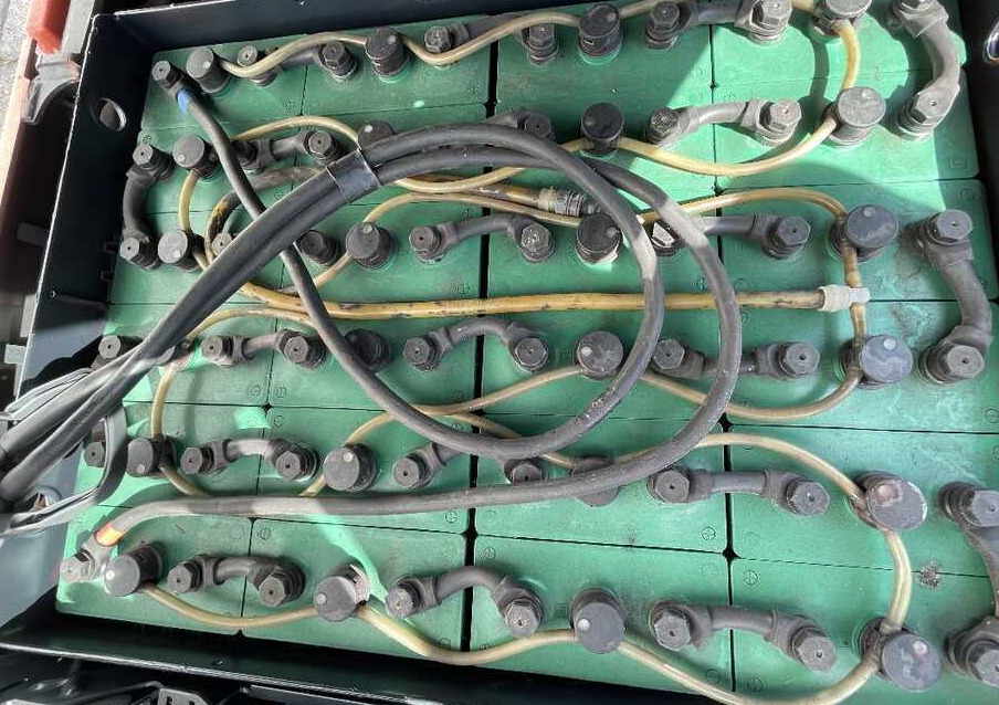 Linde E 16 P-02 - Elektrický vysokozdvižný vozík: obrázek 3 Linde E 16 P-02 - Elektrický vysokozdvižný vozík: obrázek 3