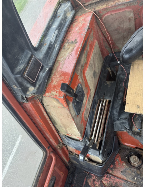 Traktor Fiat 1380DT: obrázek 6