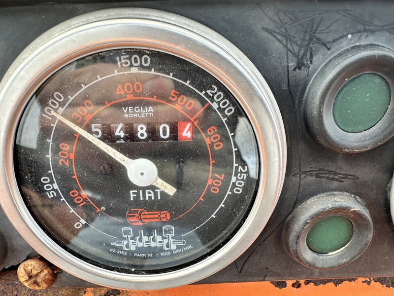 Fiat 640 - Traktor: obrázek 5 Fiat 640 - Traktor: obrázek 5