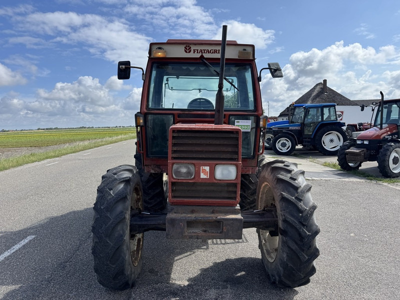 Fiat 70-90DT - Traktor: obrázek 2 Fiat 70-90DT - Traktor: obrázek 2