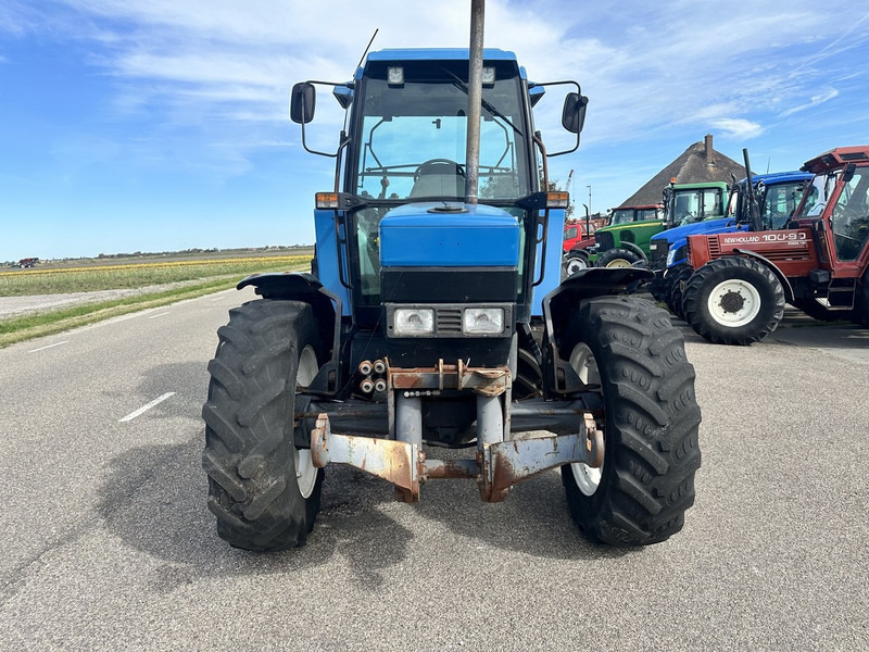 Ford 6640 SL - Traktor: obrázek 2 Ford 6640 SL - Traktor: obrázek 2