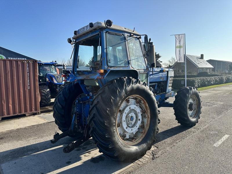 Traktor Ford TW-10: obrázek 9