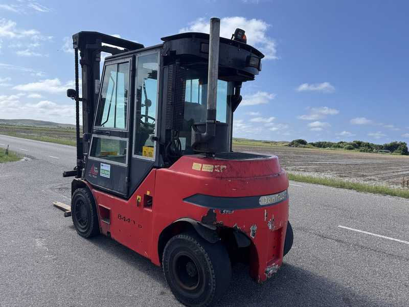 Dieselový vysokozdvižný vozík Heden 8440 DG: obrázek 7 Dieselový vysokozdvižný vozík Heden 8440 DG: obrázek 7