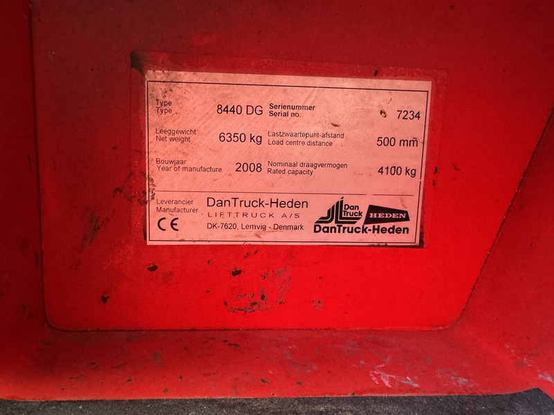 Dieselový vysokozdvižný vozík Heden 8440 DG: obrázek 13 Dieselový vysokozdvižný vozík Heden 8440 DG: obrázek 13