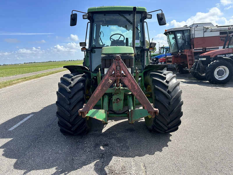 John Deere 6200 - Traktor: obrázek 2 John Deere 6200 - Traktor: obrázek 2