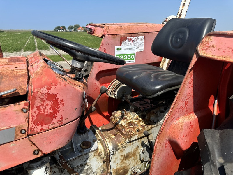 Massey Ferguson 133 - Traktor: obrázek 4 Massey Ferguson 133 - Traktor: obrázek 4