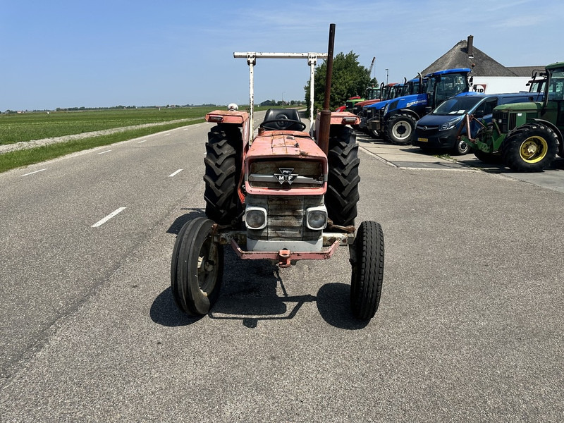 Massey Ferguson 133 - Traktor: obrázek 2 Massey Ferguson 133 - Traktor: obrázek 2