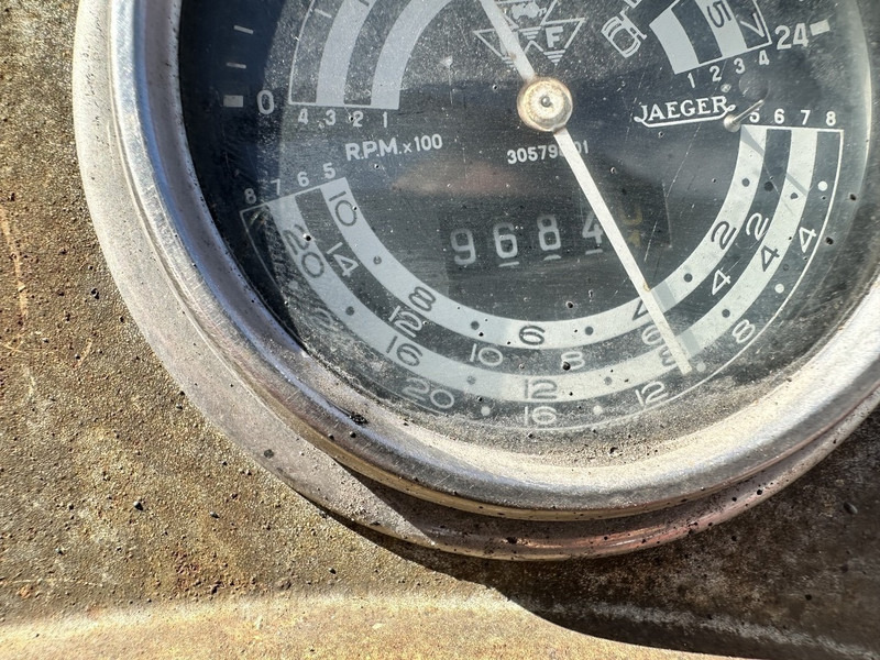 Massey Ferguson 165 - Traktor: obrázek 5 Massey Ferguson 165 - Traktor: obrázek 5