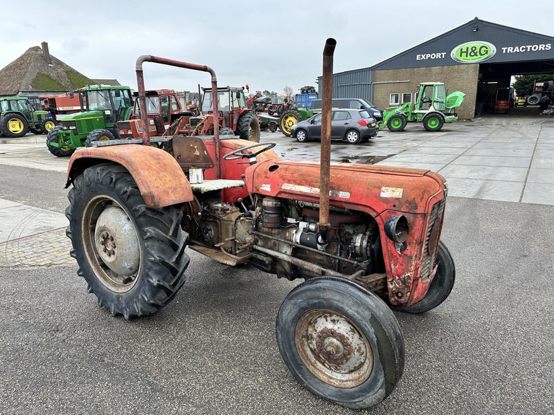 Massey Ferguson 35 - Traktor: obrázek 3 Massey Ferguson 35 - Traktor: obrázek 3