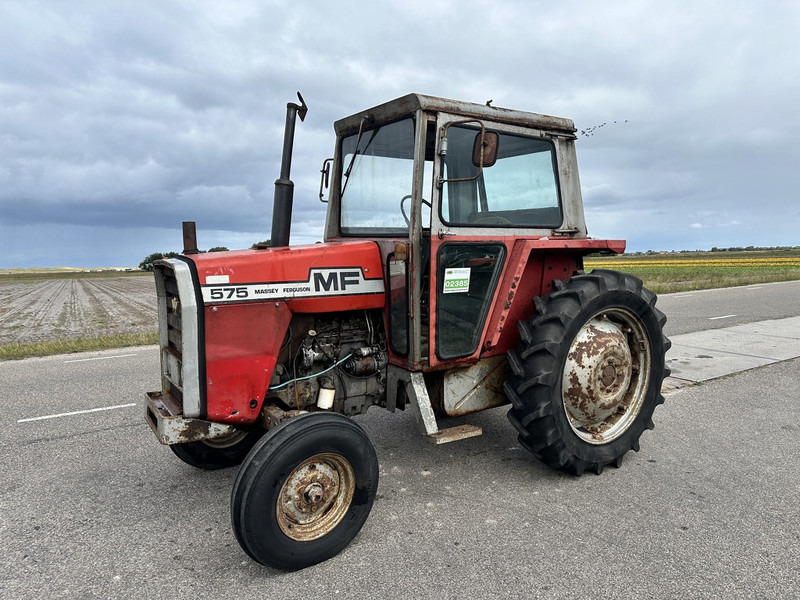 Massey Ferguson 575 - Traktor: obrázek 1 Massey Ferguson 575 - Traktor: obrázek 1