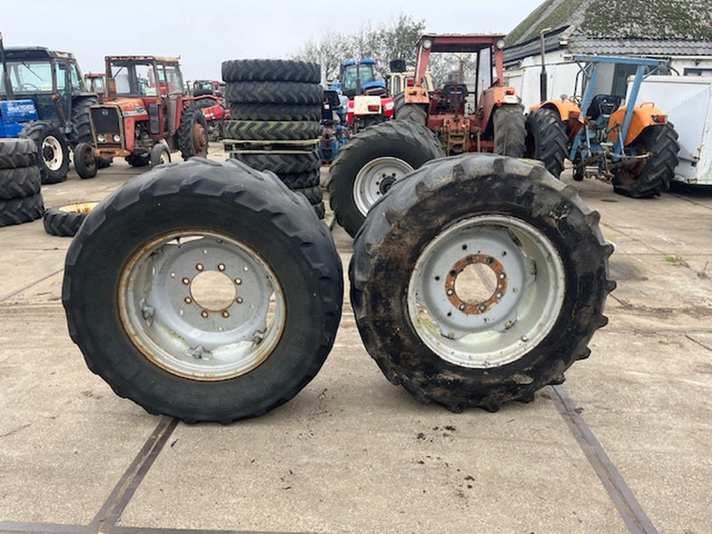 Michelin 480\65 R28 X M100 - Ráfek: obrázek 1 Michelin 480\65 R28 X M100 - Ráfek: obrázek 1