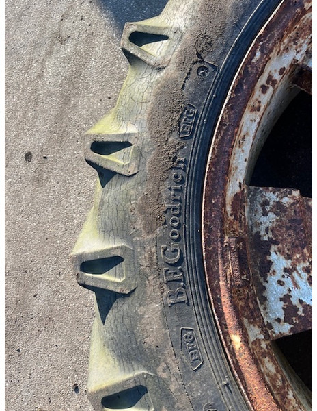 Michelin en goodrich 16.6 R38 - Pneumatiky: obrázek 4 Michelin en goodrich 16.6 R38 - Pneumatiky: obrázek 4