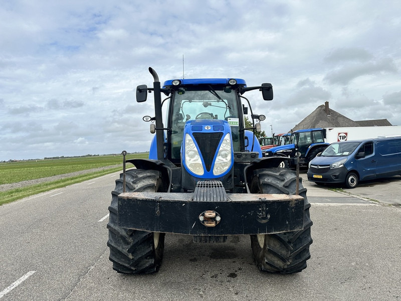 New Holland T7.210 - Traktor: obrázek 2 New Holland T7.210 - Traktor: obrázek 2