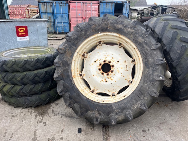 Pirelli 480\70 R38 TM 700 - Pneumatiky: obrázek 5 Pirelli 480\70 R38 TM 700 - Pneumatiky: obrázek 5