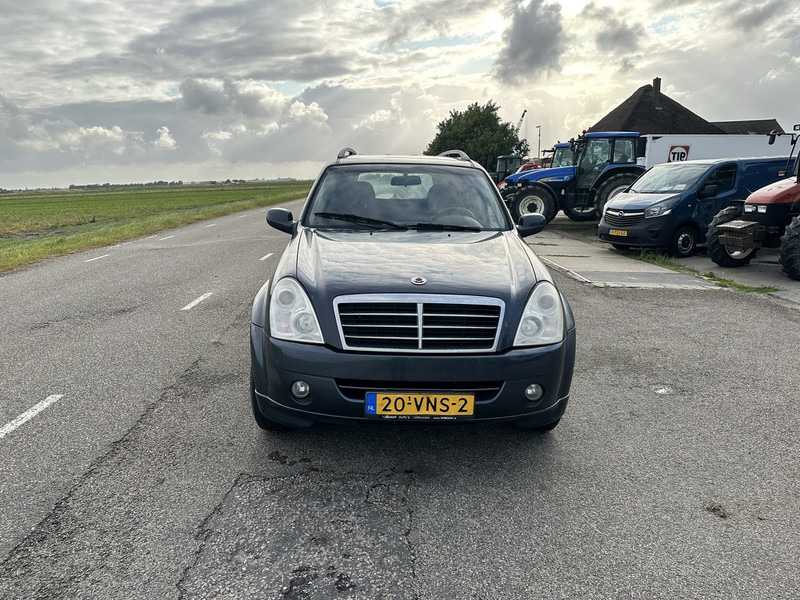 SsangYong RX270 XDI - Furgon: obrázek 2 SsangYong RX270 XDI - Furgon: obrázek 2