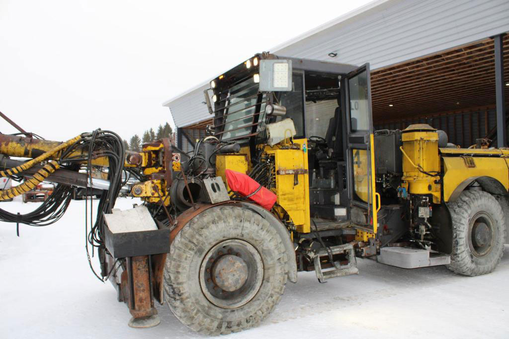 Atlas Copco Boltec LC - Důlní stroj: obrázek 3 Atlas Copco Boltec LC - Důlní stroj: obrázek 3