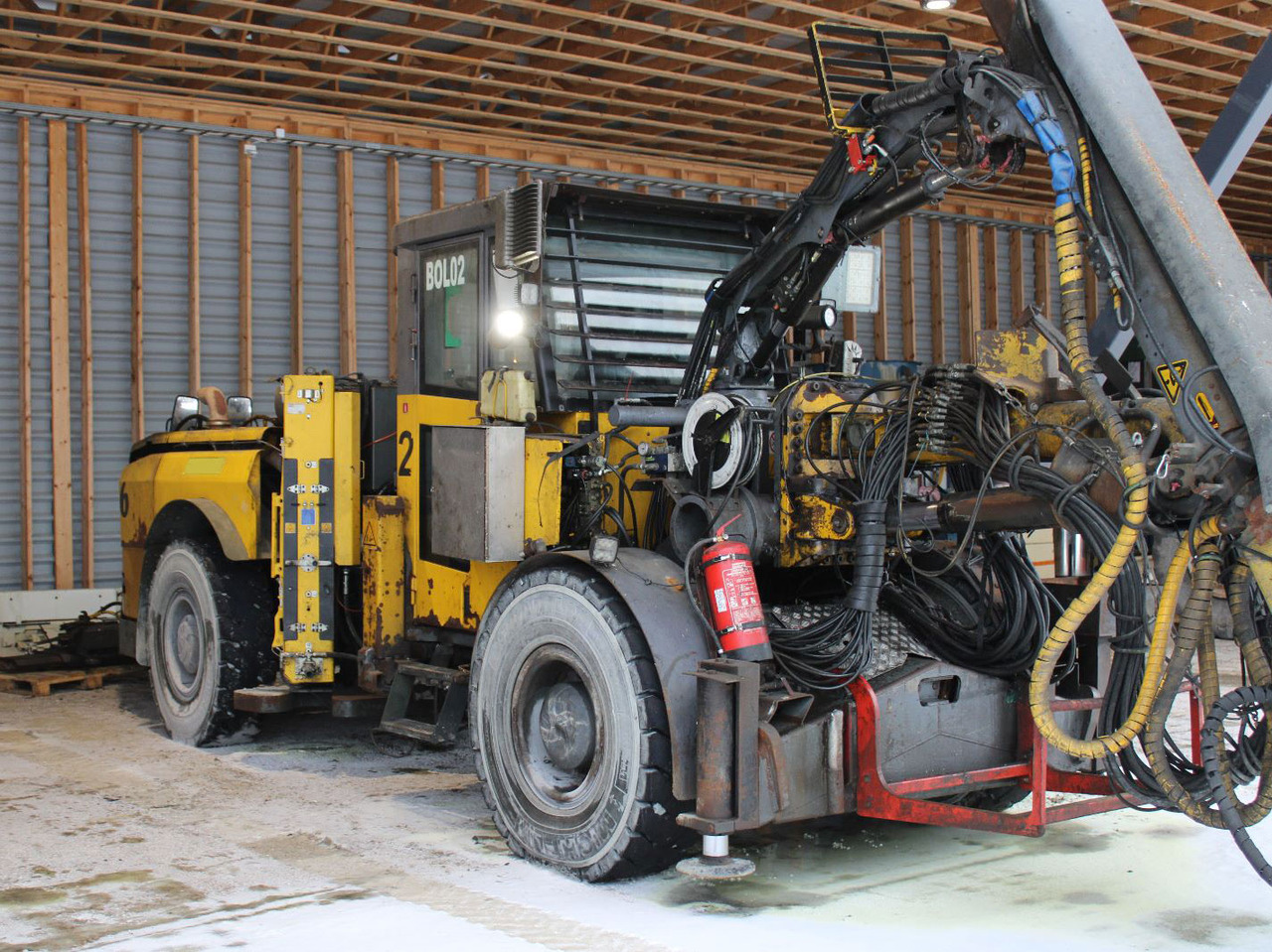 Atlas Copco Boltec LC - Důlní stroj: obrázek 3 Atlas Copco Boltec LC - Důlní stroj: obrázek 3
