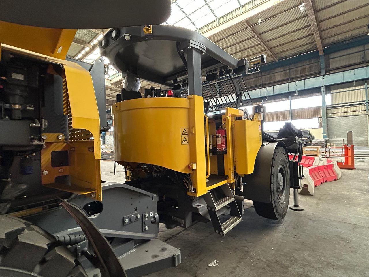 Atlas Copco (Epiroc) Boltec EC - Horizontálni vrty: obrázek 5 Atlas Copco (Epiroc) Boltec EC - Horizontálni vrty: obrázek 5