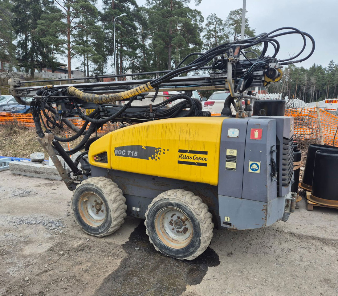 Atlas Copco ROC T15 - Vrtná souprava: obrázek 3 Atlas Copco ROC T15 - Vrtná souprava: obrázek 3