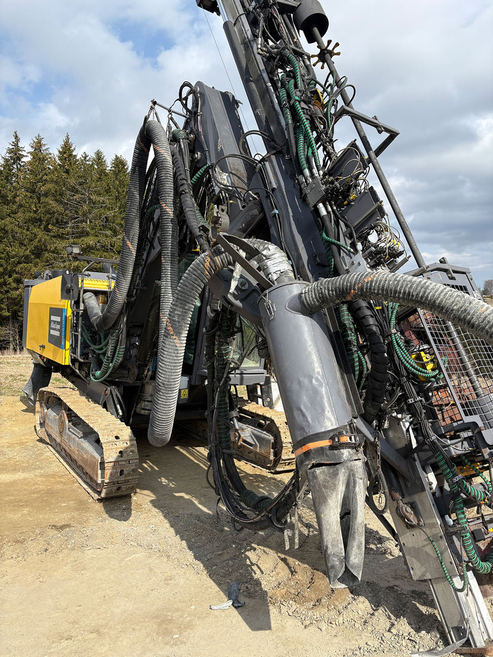 Atlas Copco SmartROC T40-11 - Vrtná souprava: obrázek 4 Atlas Copco SmartROC T40-11 - Vrtná souprava: obrázek 4