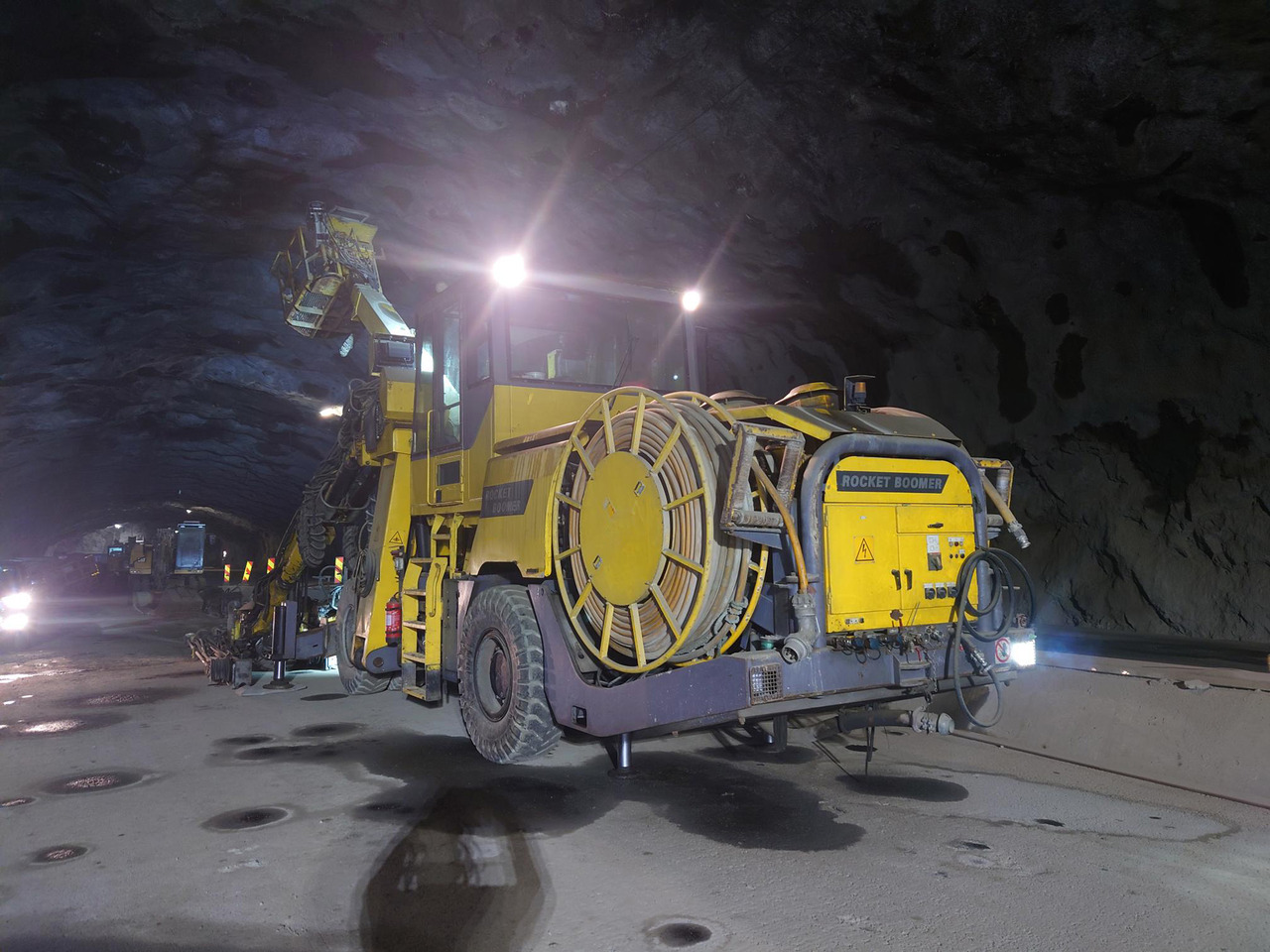Atlas Copco WL3C - Důlní stroj: obrázek 2 Atlas Copco WL3C - Důlní stroj: obrázek 2