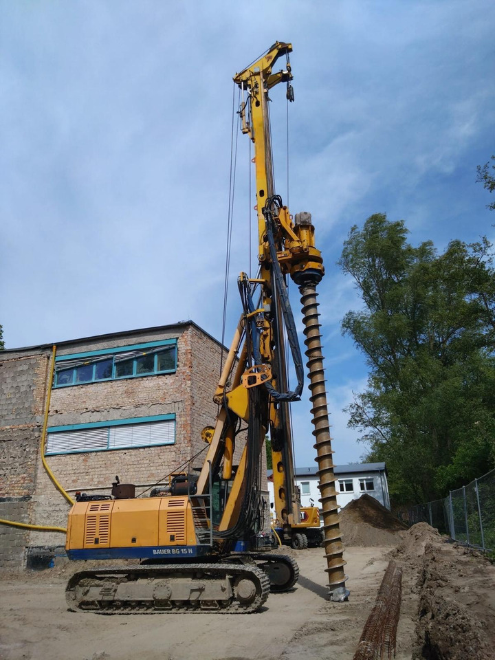 Bauer BG 15H - Samojízdné beranidlo: obrázek 3 Bauer BG 15H - Samojízdné beranidlo: obrázek 3