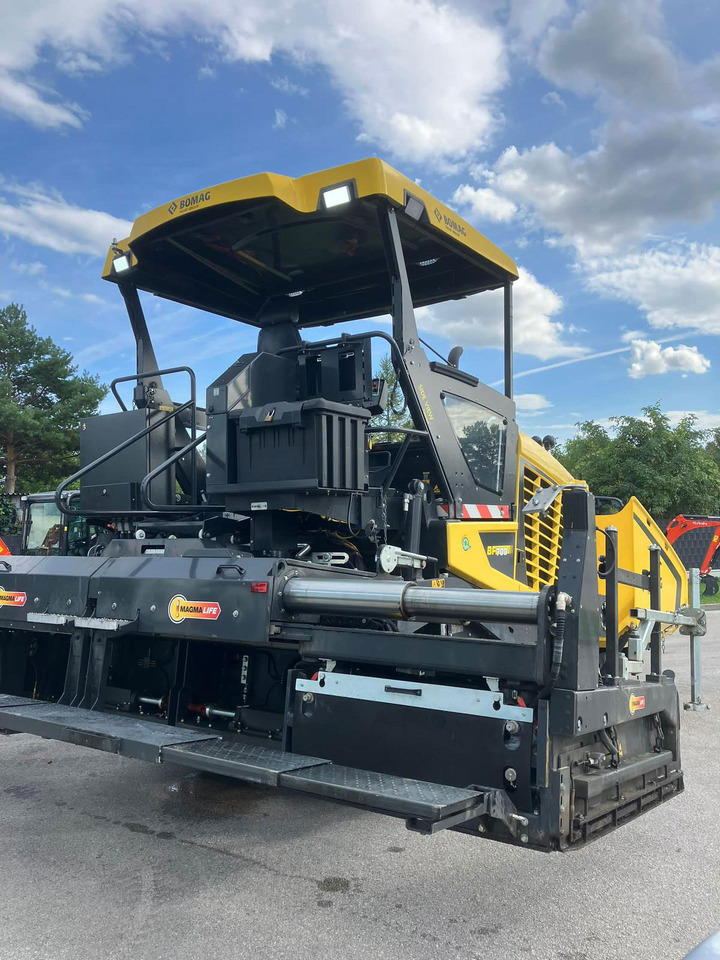 Bomag BF700 C-3 - Finišér: obrázek 4 Bomag BF700 C-3 - Finišér: obrázek 4