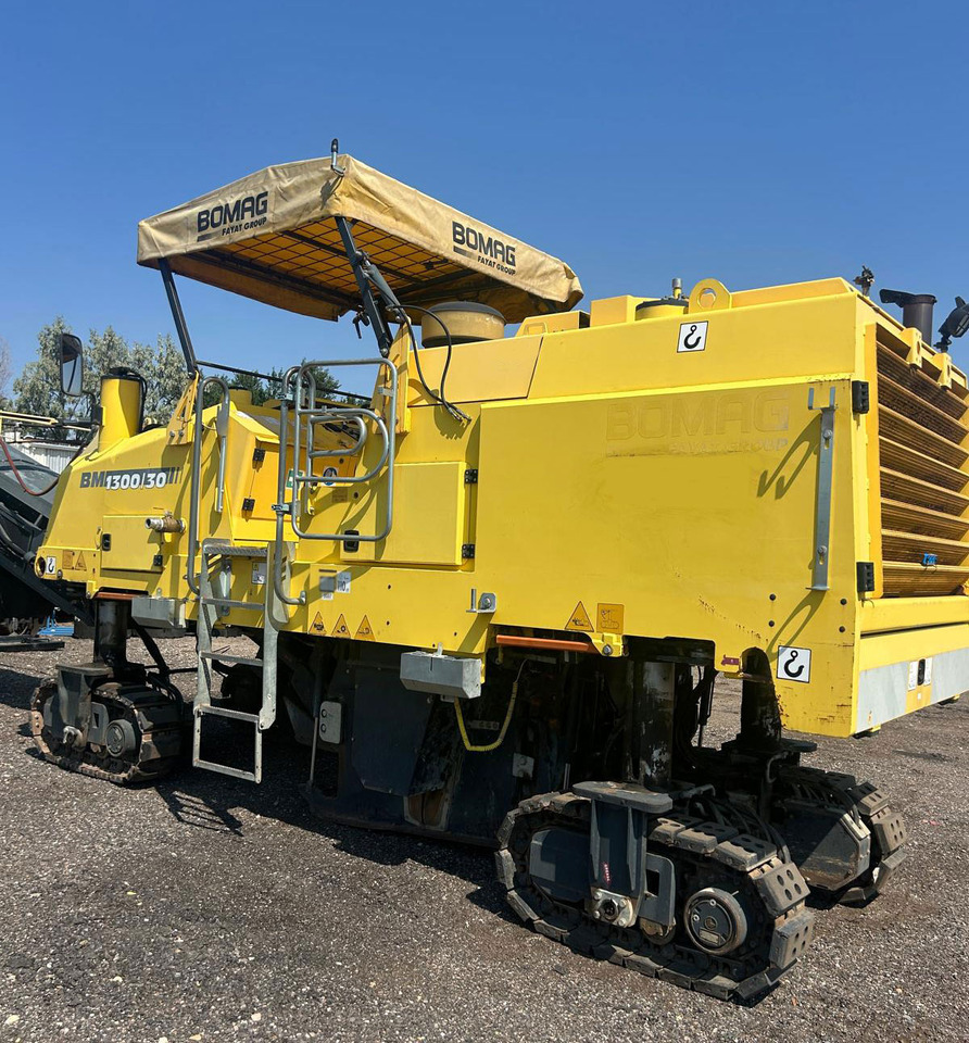 Bomag BM 1300/30 - Silniční fréza: obrázek 3 Bomag BM 1300/30 - Silniční fréza: obrázek 3