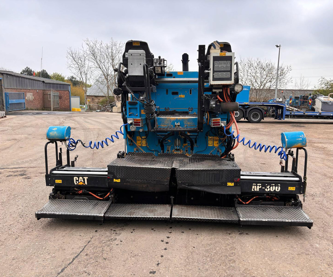 Caterpillar AP300D - Finišér: obrázek 4 Caterpillar AP300D - Finišér: obrázek 4